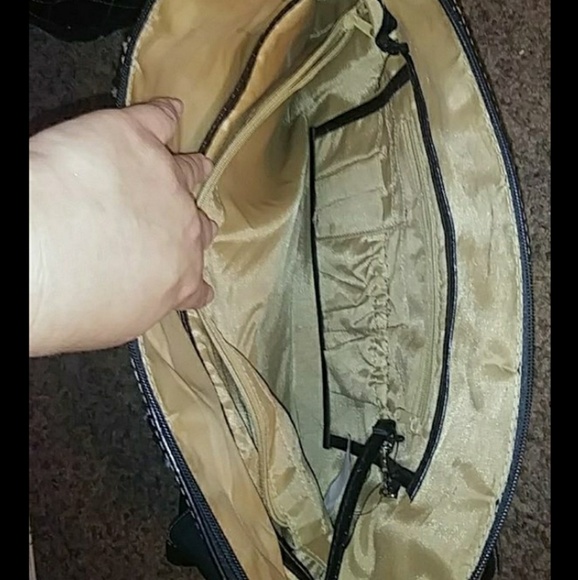 Purse - Picture 3 of 4